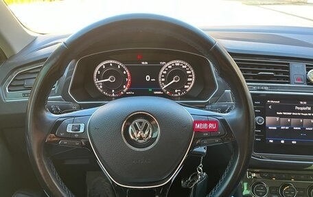 Volkswagen Tiguan II, 2018 год, 3 130 000 рублей, 11 фотография