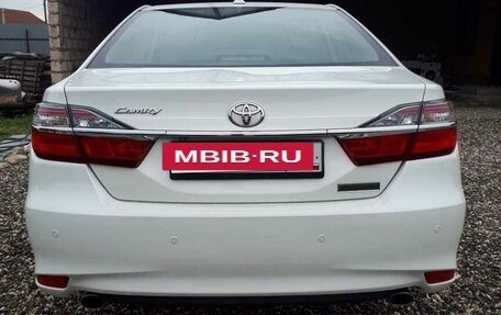Toyota Camry, 2017 год, 2 850 000 рублей, 4 фотография