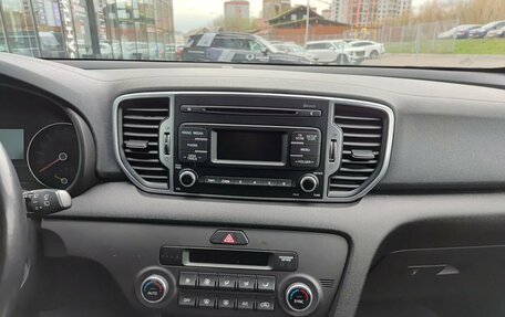 KIA Sportage IV рестайлинг, 2018 год, 2 375 000 рублей, 18 фотография