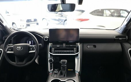 Toyota Land Cruiser, 2026 год, 16 600 000 рублей, 16 фотография