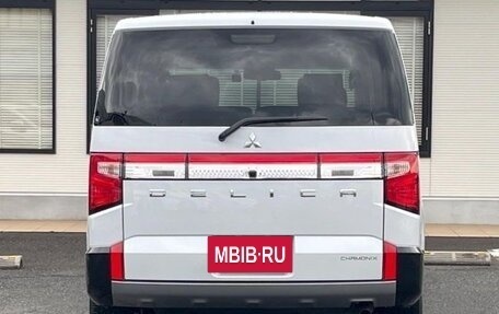 Mitsubishi Delica D:5 I, 2022 год, 2 735 000 рублей, 5 фотография
