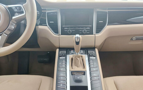Porsche Macan I рестайлинг, 2014 год, 2 599 000 рублей, 18 фотография