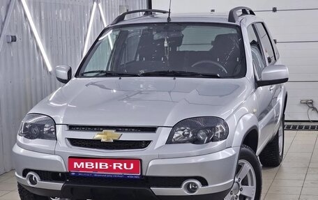 Chevrolet Niva I рестайлинг, 2019 год, 985 000 рублей, 1 фотография