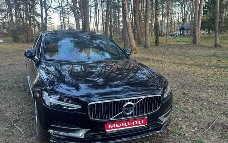 Volvo S90 II рестайлинг, 2016 год, 2 300 000 рублей, 1 фотография