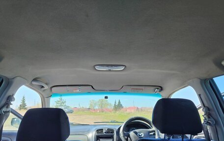 Mazda Familia, 2001 год, 380 000 рублей, 10 фотография