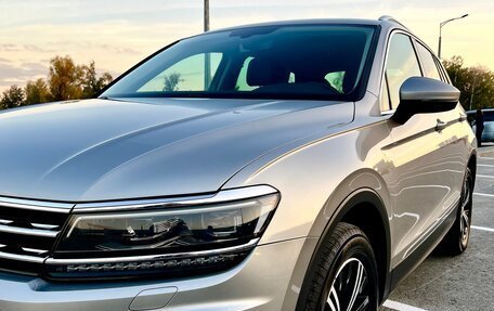 Volkswagen Tiguan II, 2017 год, 3 000 000 рублей, 4 фотография