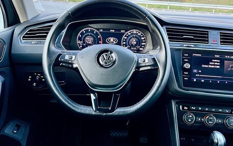 Volkswagen Tiguan II, 2017 год, 3 000 000 рублей, 22 фотография