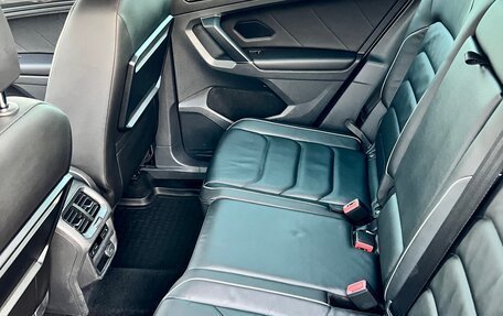Volkswagen Tiguan II, 2017 год, 3 000 000 рублей, 25 фотография
