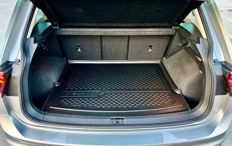 Volkswagen Tiguan II, 2017 год, 3 000 000 рублей, 26 фотография