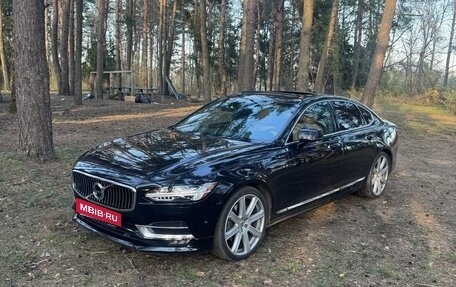 Volvo S90 II рестайлинг, 2016 год, 2 300 000 рублей, 2 фотография