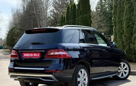 Mercedes-Benz M-Класс, 2013 год, 2 330 000 рублей, 4 фотография