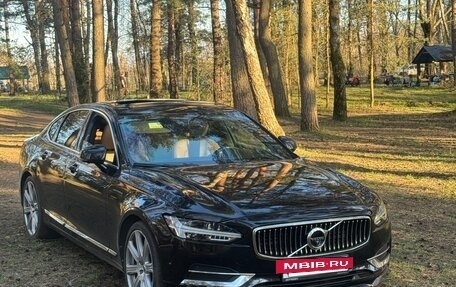 Volvo S90 II рестайлинг, 2016 год, 2 300 000 рублей, 8 фотография