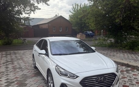 Hyundai Sonata VII, 2019 год, 1 850 000 рублей, 2 фотография