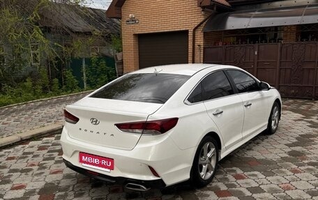 Hyundai Sonata VII, 2019 год, 1 850 000 рублей, 3 фотография