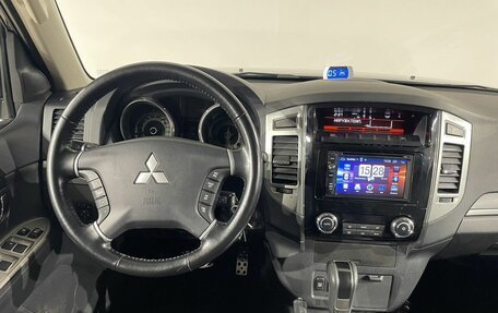 Mitsubishi Pajero IV, 2015 год, 3 089 000 рублей, 9 фотография