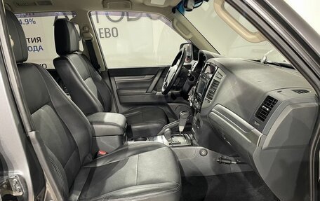 Mitsubishi Pajero IV, 2015 год, 3 089 000 рублей, 17 фотография