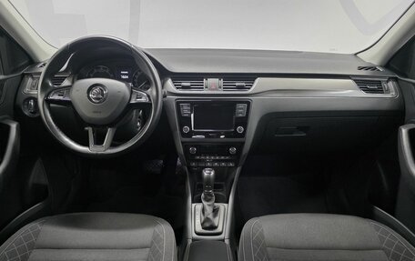 Skoda Rapid I, 2018 год, 1 425 000 рублей, 7 фотография