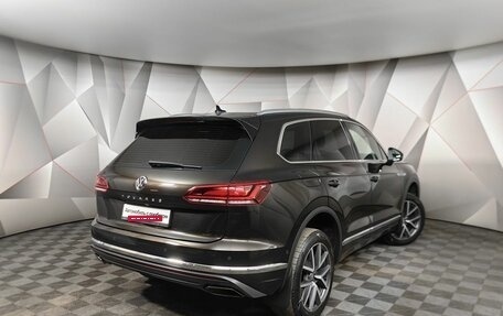 Volkswagen Touareg III, 2020 год, 5 280 000 рублей, 2 фотография