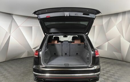 Volkswagen Touareg III, 2020 год, 5 280 000 рублей, 10 фотография