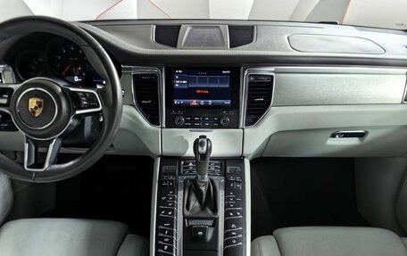 Porsche Macan I рестайлинг, 2017 год, 4 250 000 рублей, 15 фотография