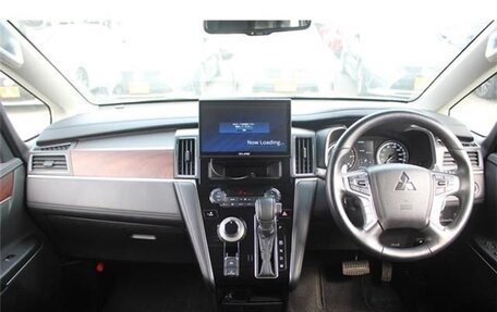 Mitsubishi Delica D:5 I, 2023 год, 2 860 000 рублей, 9 фотография