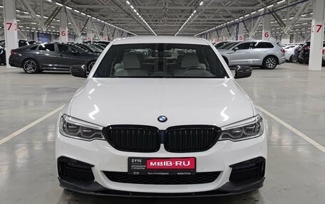 BMW 5 серия, 2018 год, 4 099 000 рублей, 2 фотография