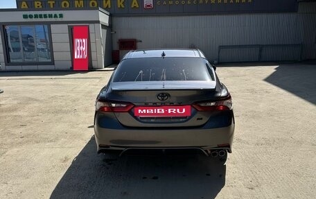 Toyota Camry, 2021 год, 2 100 000 рублей, 8 фотография