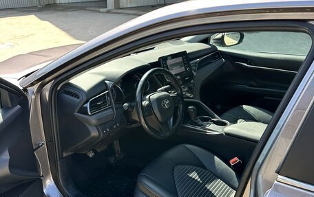 Toyota Camry, 2021 год, 2 100 000 рублей, 12 фотография
