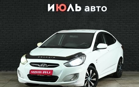 Hyundai Solaris II рестайлинг, 2013 год, 850 000 рублей, 1 фотография