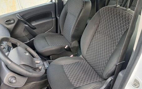 Renault Kangoo II рестайлинг, 2013 год, 840 000 рублей, 18 фотография