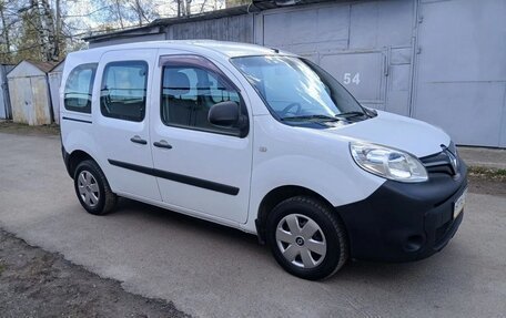 Renault Kangoo II рестайлинг, 2013 год, 840 000 рублей, 20 фотография