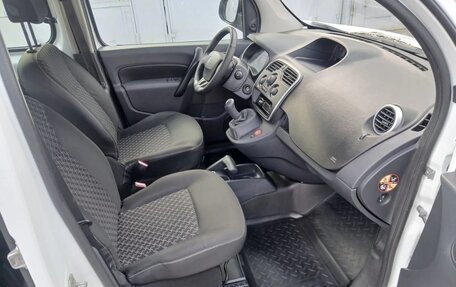 Renault Kangoo II рестайлинг, 2013 год, 840 000 рублей, 27 фотография