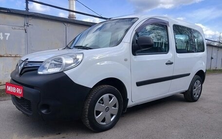 Renault Kangoo II рестайлинг, 2013 год, 840 000 рублей, 31 фотография