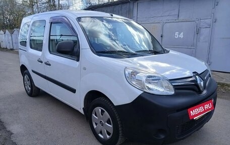 Renault Kangoo II рестайлинг, 2013 год, 840 000 рублей, 30 фотография