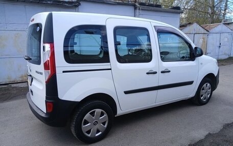 Renault Kangoo II рестайлинг, 2013 год, 840 000 рублей, 35 фотография