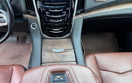 Cadillac Escalade IV, 2019 год, 6 300 000 рублей, 18 фотография