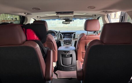Cadillac Escalade IV, 2019 год, 6 300 000 рублей, 26 фотография