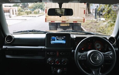 Suzuki Jimny, 2023 год, 1 398 008 рублей, 5 фотография