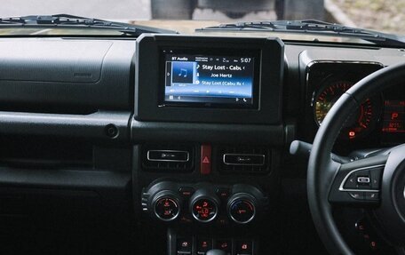 Suzuki Jimny, 2023 год, 1 398 008 рублей, 15 фотография