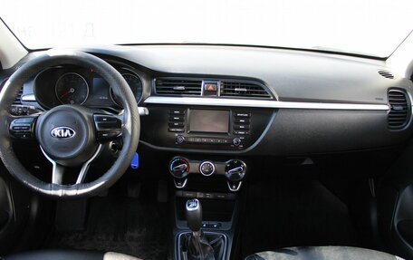 KIA Rio IV, 2017 год, 1 169 000 рублей, 8 фотография