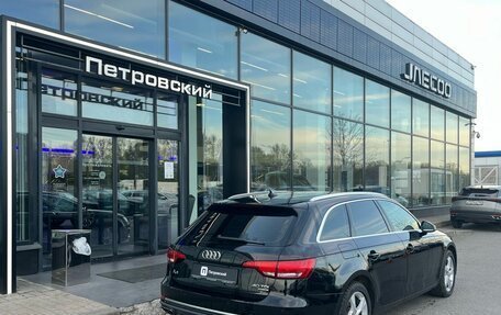Audi A4, 2019 год, 2 450 000 рублей, 3 фотография
