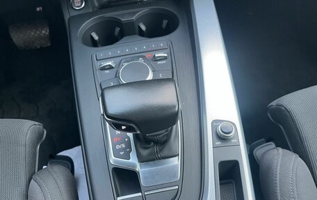 Audi A4, 2019 год, 2 450 000 рублей, 11 фотография