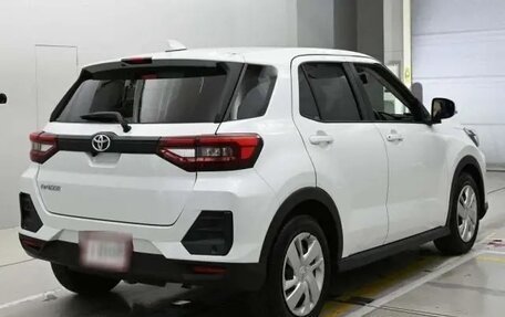 Toyota Raize I, 2022 год, 1 290 000 рублей, 2 фотография