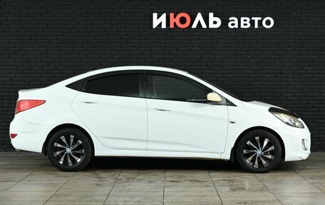 Hyundai Solaris II рестайлинг, 2013 год, 850 000 рублей, 8 фотография
