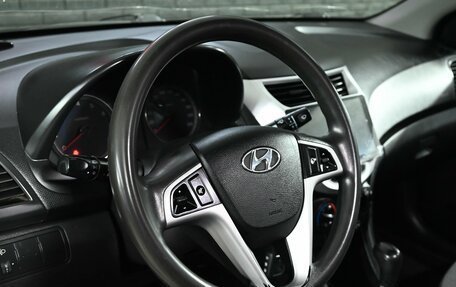 Hyundai Solaris II рестайлинг, 2013 год, 850 000 рублей, 12 фотография