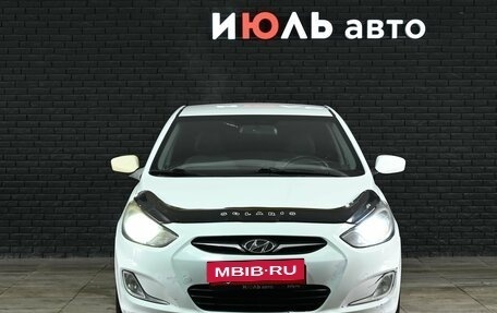 Hyundai Solaris II рестайлинг, 2013 год, 850 000 рублей, 2 фотография