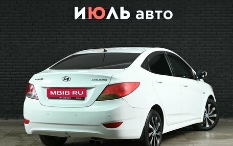 Hyundai Solaris II рестайлинг, 2013 год, 850 000 рублей, 6 фотография