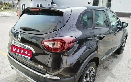 Renault Kaptur I рестайлинг, 2021 год, 1 805 000 рублей, 3 фотография
