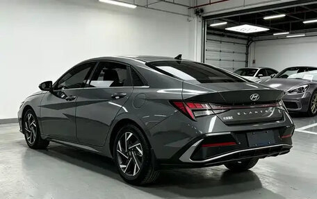 Hyundai Elantra, 2023 год, 1 234 000 рублей, 4 фотография
