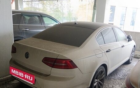 Volkswagen Passat B8 рестайлинг, 2017 год, 918 630 рублей, 2 фотография